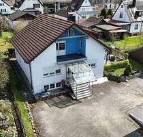 Zelg - Einfamilienhaus mit großem Carport und Doppelgarage - Wehr