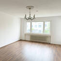 Wohnzimmer - 3 Zimmer Etagenwohnung in Düsseldorf