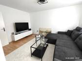 EG - geräumiges Wohnzimmer - 8 Zimmer Mehrfamilienhaus, Wohnhaus in Rheinstetten