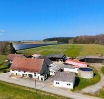 Hofensemble mit Vesperstube, Stallungen und vermietetem Wohnhaus - Rottweil Hochwald