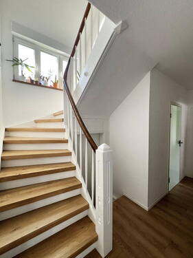 Treppenhaus vom EG - 