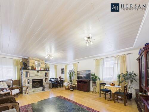 Wohnzimmer - 6 Zimmer Mehrfamilienhaus, Wohnhaus zum Kaufen in Herzogenrath