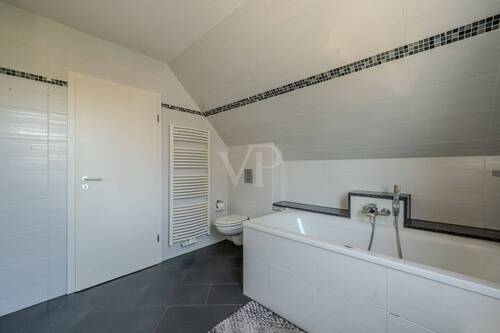 elegantes Badezimmer - 