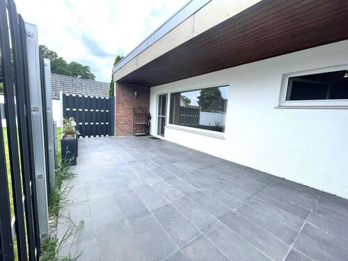 Terrasse- Einliegerwohnung - 