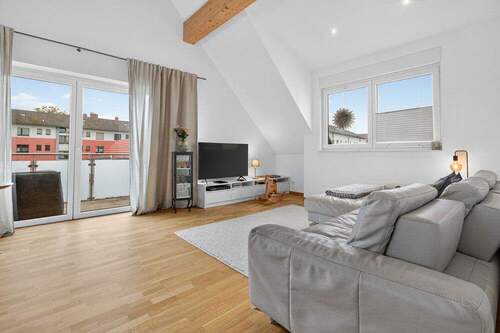 Wohnbereich - 4 Zimmer Etagenwohnung zur Miete in Ettlingen