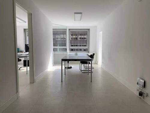 Empfang / Office 2 - Büro mit 70,00 m&sup2; in Düsseldorf zur Miete