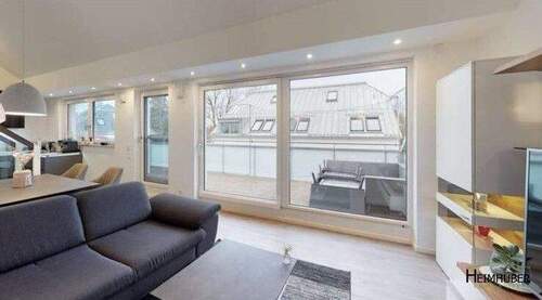 Wohnzimmer - 2 Zimmer Etagenwohnung zur Miete in München