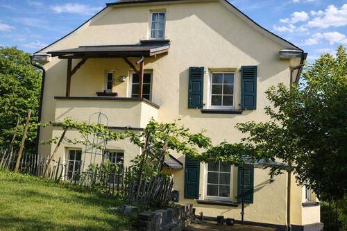 Hausseitenansicht - 