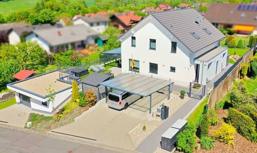 Luftaufnahme - 8 Zimmer Einfamilienhaus in Schlüchtern