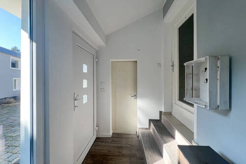 Diele zum Wohnhaus - 