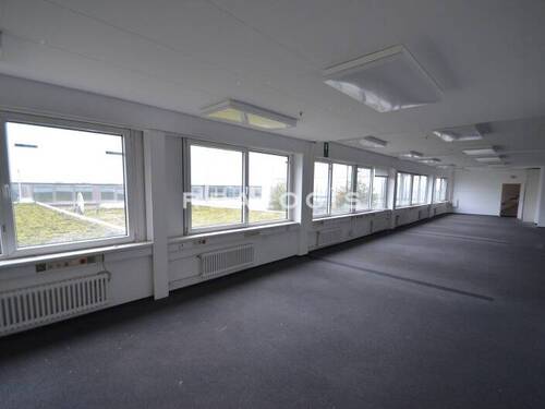 Bürofläche - Halle in Wedel zur Miete