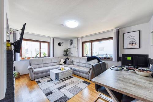 EG, Wohnzimmer - Mehrfamilienhaus, Wohnhaus mit 142,50 m² in Stuttgart zum Kaufen