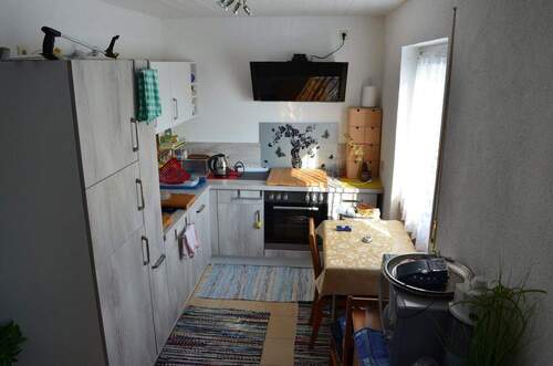 Neuwertige EBK (vorher) - 