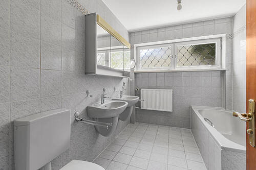 Wannen-Duschbad - 