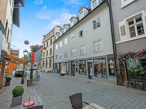 Bild 1 - Kernsanierte Altbauwohnung inmitten der Innenstadt