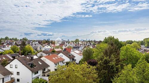 Ausblick 2 - Lage. Freiheit. Aussicht. Sofort verfügbare Wohnung mit Skyline Blick
