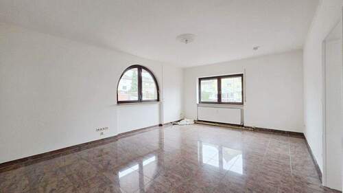 Wohn- und Esszimmer - Helle 2-Zimmerwohnung in beliebter Lage von Bad Orb