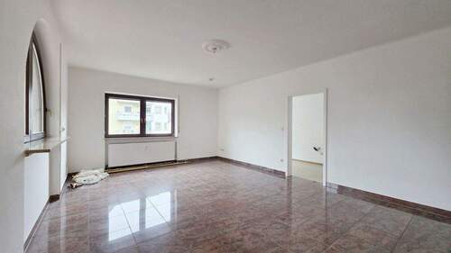 Wohn- und Esszimmer - 2 Zimmer Etagenwohnung zum Kaufen in Bad Orb