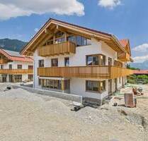 Südwest-Ausrichtung: 3-Zimmer Landhaus-Wohnung im 1. OG in Schliersee-Neuhaus mit Bergblick - Schliersee / Neuhaus