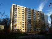 Hausansicht - 2 Raum Wohnung , 49 qm , mit Balkon