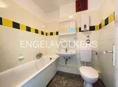 Bad mit Wanne - 
