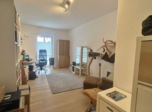 Kinder-/Gäste-/Arbeitszimmer - 