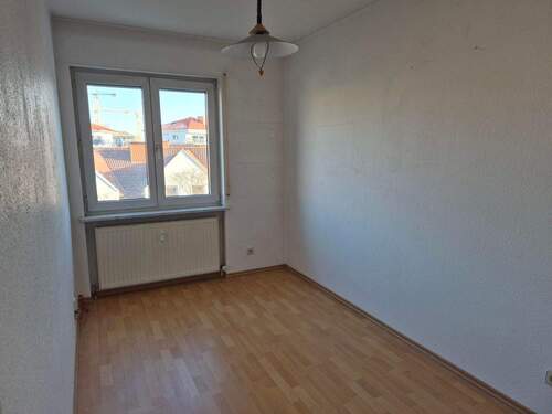 Schlafzimmer 2 von 2 - 