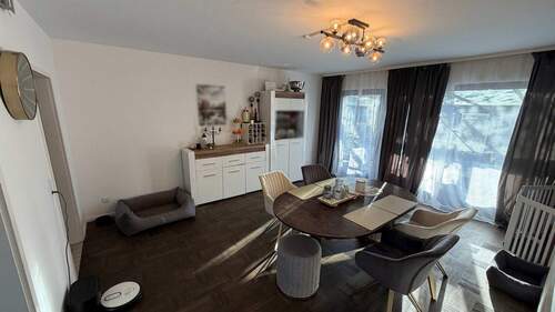 Wohn- und Essbereich - 