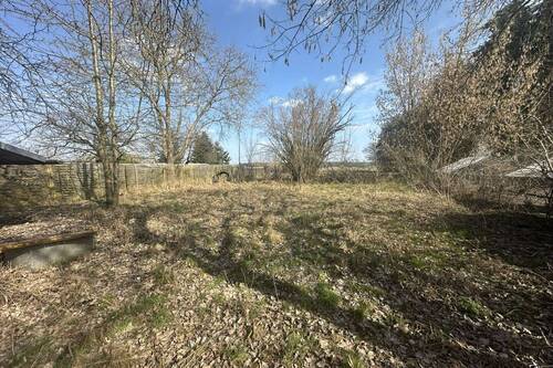 hinteres Grundstück - 