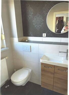 DHH Reichenschwand, Gäste-WC.jpg - Doppelhaushälfte mit 113,00 m&sup2; in Reichenschwand zum Kaufen