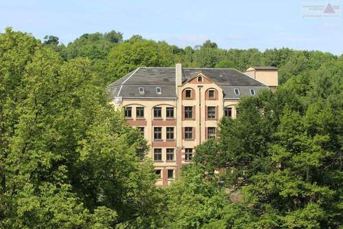 Reischdorfer Weg 5, Annaberg - 5-Raum-Wohnung mit Balkon in ruhiger Wohnlage von Annaberg!