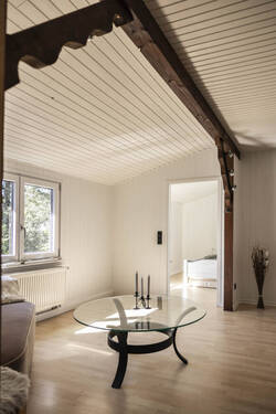 hell und freundlich - 