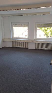 Bild 4 - Büro mit 30,00 m&sup2; in Mönchengladbach zur Miete