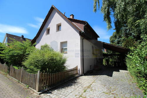 Hausansicht - 3 Zimmer Einfamilienhaus zum Kaufen in Donaueschingen