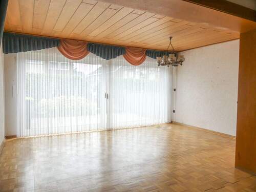 Wohnzimmer - 5 Zimmer Reihenendhaus zum Kaufen in Rheine