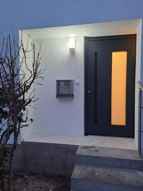 Eingang - Neu renoviertes RMH in Eibach - 1.500,00&nbsp;EUR Kaltmiete, ca.&nbsp; 82,00&nbsp;m&sup2;&nbsp;Wohnfl&auml;che