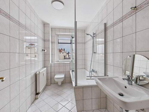 Tageslichtbad - 2 Zimmer Etagenwohnung zum Kaufen in Dresden