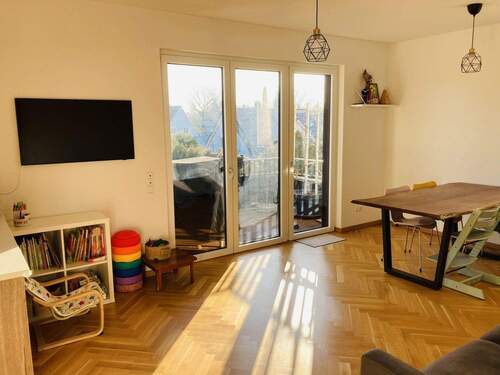 Wohnzimmer - 5 Zimmer Etagenwohnung zum Kaufen in Berlin