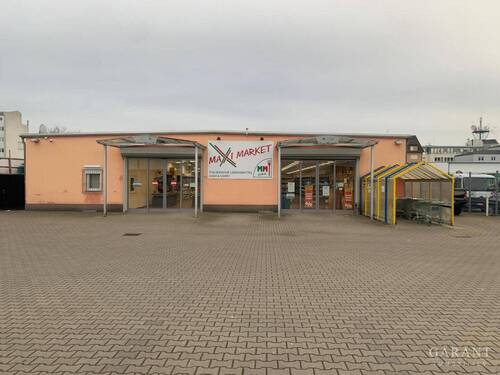 Außenansicht - * Top-Verkaufs- und Ausstellungsfläche inkl. Büroräume in attraktiver, gesuchter Lage zu vermieten *