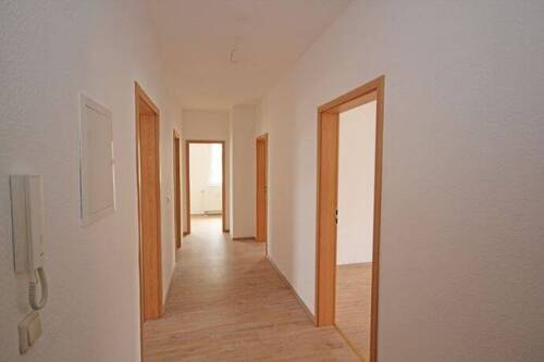Flur - 3 Zimmer Etagenwohnung zur Miete in Döbeln