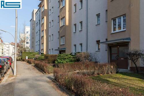 Bild 2 - 2 Zimmer Etagenwohnung zum Kaufen in Berlin