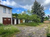 Pkw Stellfläche - 1 Zimmer Mehrfamilienhaus, Wohnhaus zum Kaufen in Arnstadt