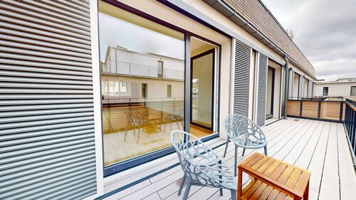 Balkon Wohnzimmer - Etagenwohnung mit 116,90 m&sup2; in Königstein zur Miete