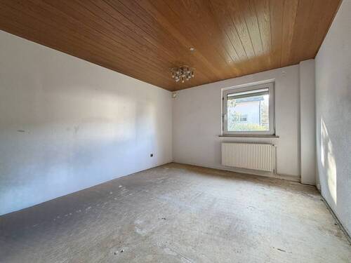 Schlafzimmer EG - Etagenwohnung mit 106,90 m&sup2; in Rödental / Einberg zum Kaufen