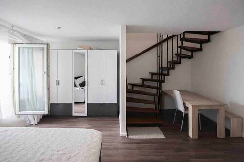 Zimmer 2 - 2 Zimmer Einfamilienhaus zum Kaufen in Stuttgart