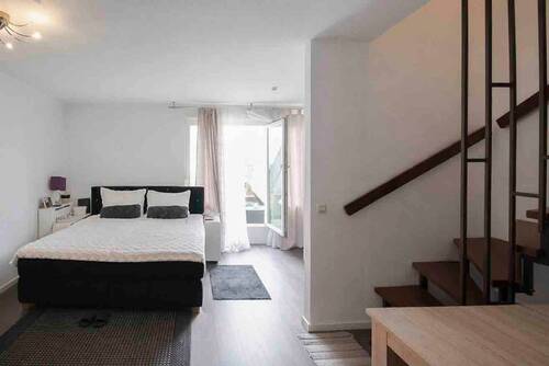 Zimmer 2 - 2 Zimmer Einfamilienhaus in Stuttgart