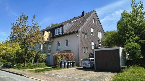 Straßenansicht von rechts 02 - 2 Zimmer Mehrfamilienhaus, Wohnhaus zum Kaufen in Sprockhövel