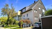 Straßenansicht von rechts - 2 Zimmer Mehrfamilienhaus, Wohnhaus in Sprockhövel