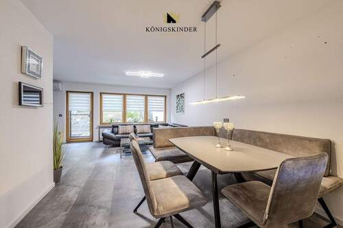 Der Tisch, an dem alles zusammenkommt – Familie, Freunde und leckeres Essen. - 