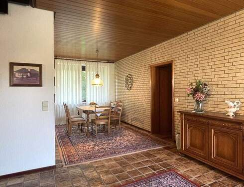 Essbereich in Wohndiele - 